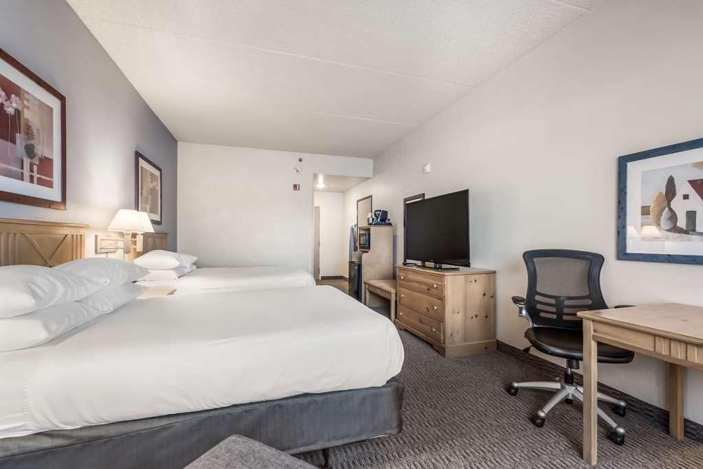 Red Lion Inn & Suites Goodyear Room photo